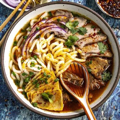  Bún Bò Huế: En djupdykande upptäcktsfärd av nötiga och kryddiga smaker från det livliga Ubiquitous Huế!