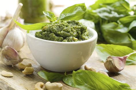   Pesto alla Genovese: En krämig och aromatisk italiensk klassiker från en oväntad plats