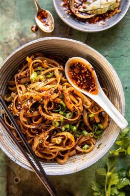  Sauted Cold Noodles med Sesamolja och Sprida Chili – En Kylning Och Kryddig Sommarfavorit?